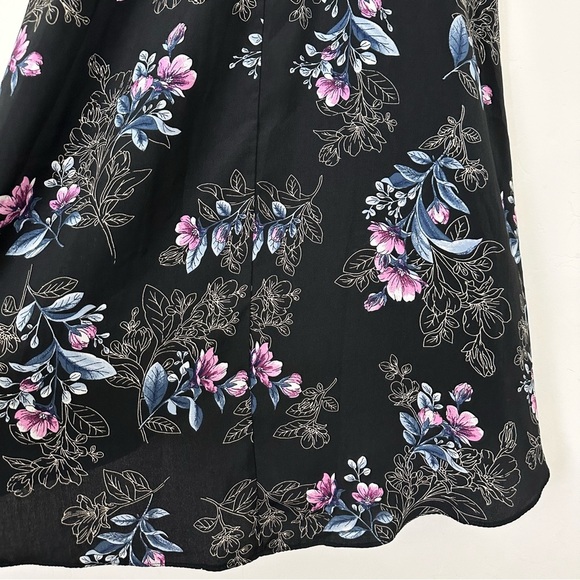 Meghan Los Angeles Floral Faux Wrap Dress - Picture 8 of 10